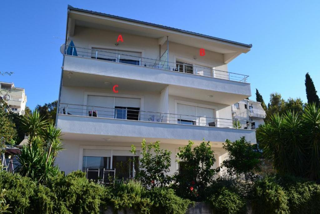 Apartments Oklopcic Trogir Exterior foto